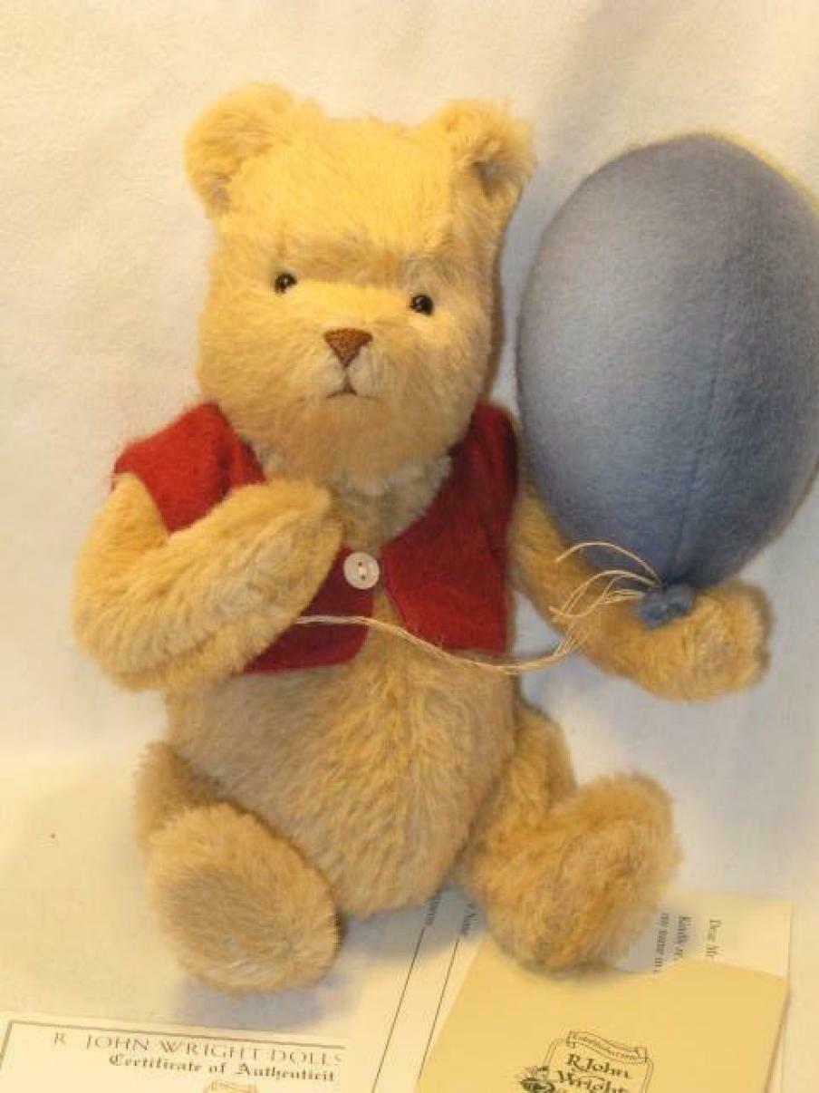 2003 R John Wright Winnie The Pooh With Blue Balloon Mohair Plush