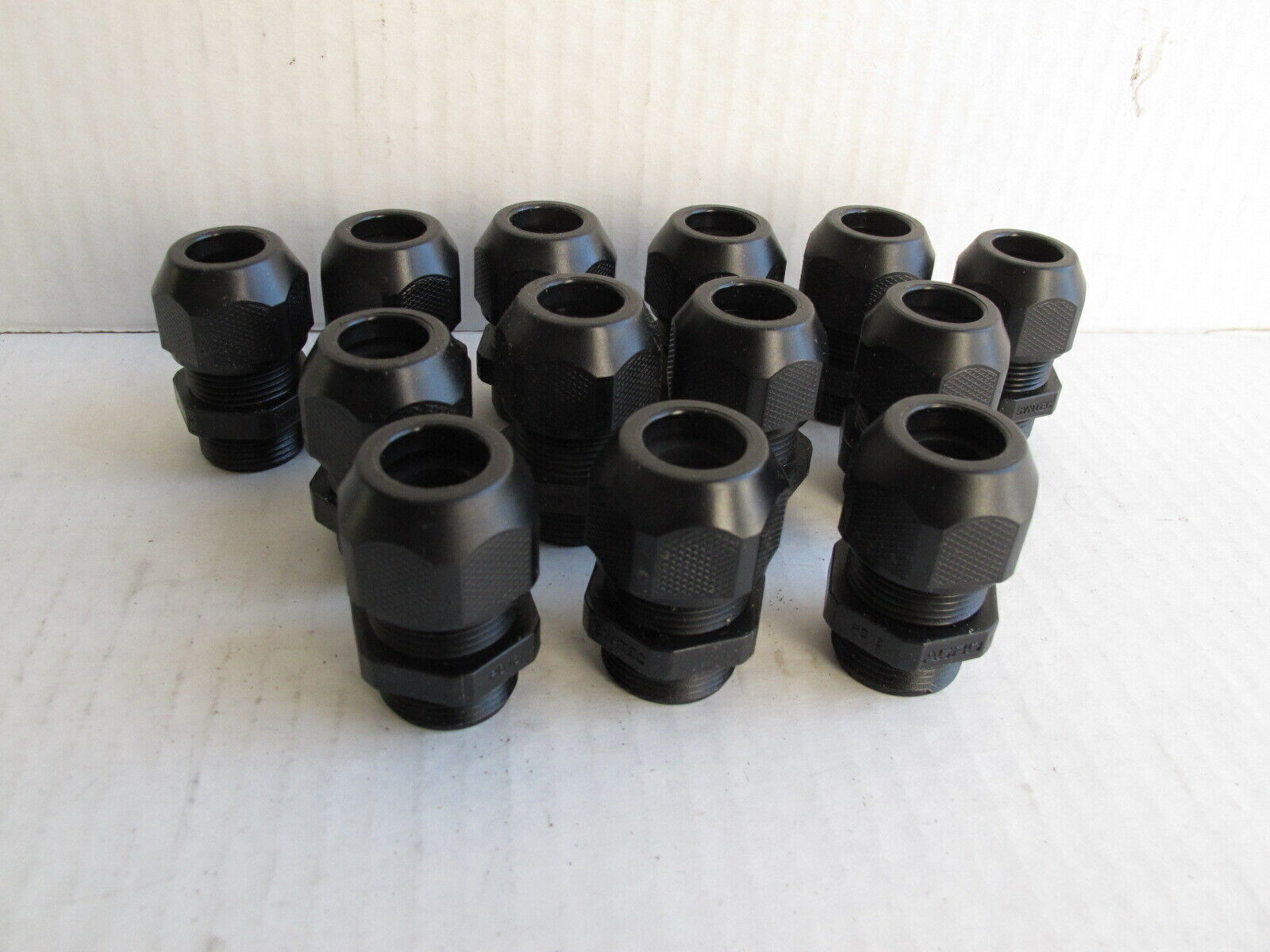 Syntec Cable Grips Glands Polyamide M - Pg-16 Pg16 - Lot 0f (13)