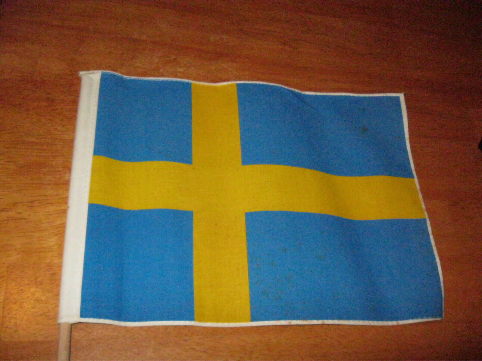 Vintage 1970's 11" X 8" Sweden 2 Sided Canvas Flag On 2 Foot Pole Swedish